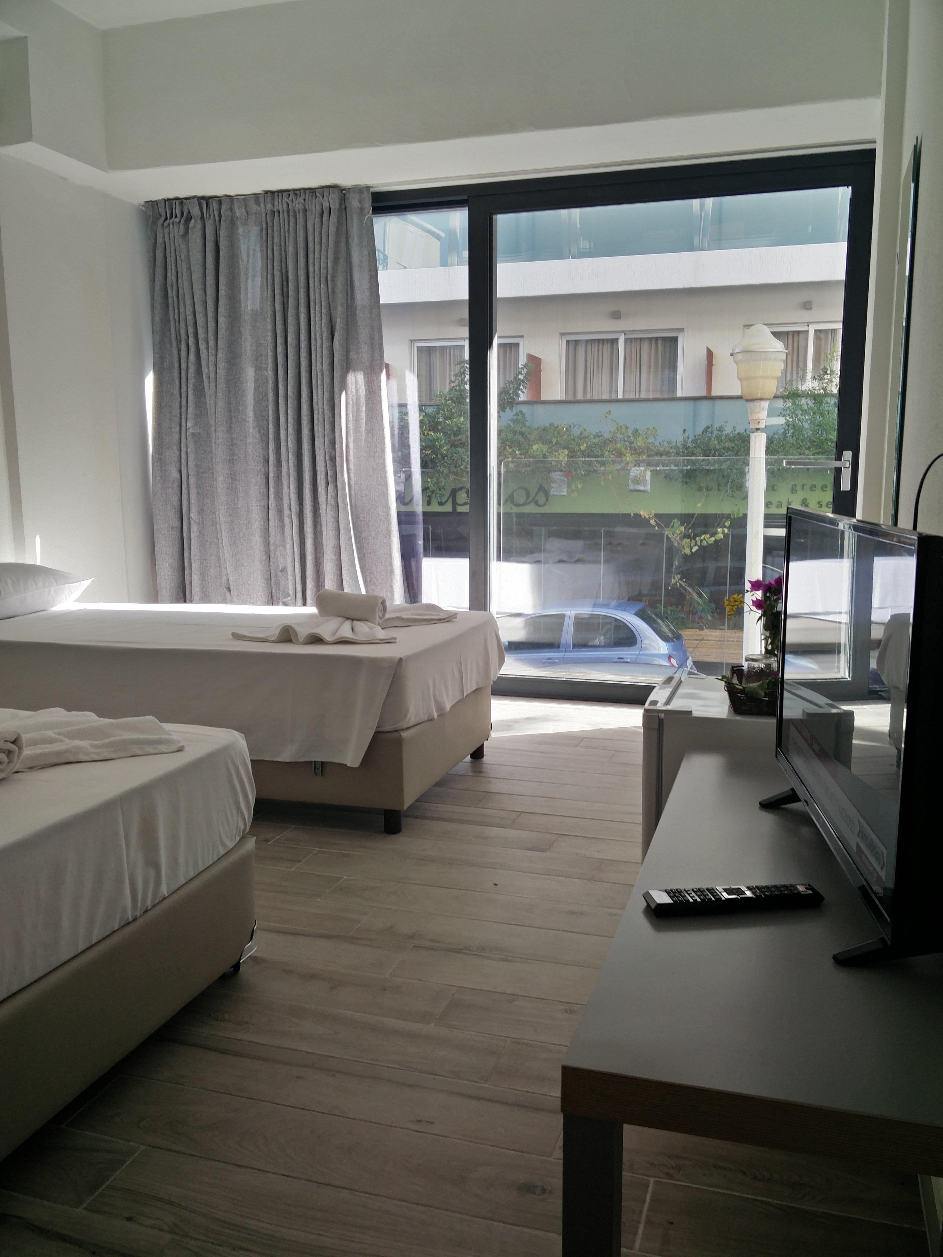 Rhodes City New York Hotel מראה חיצוני תמונה