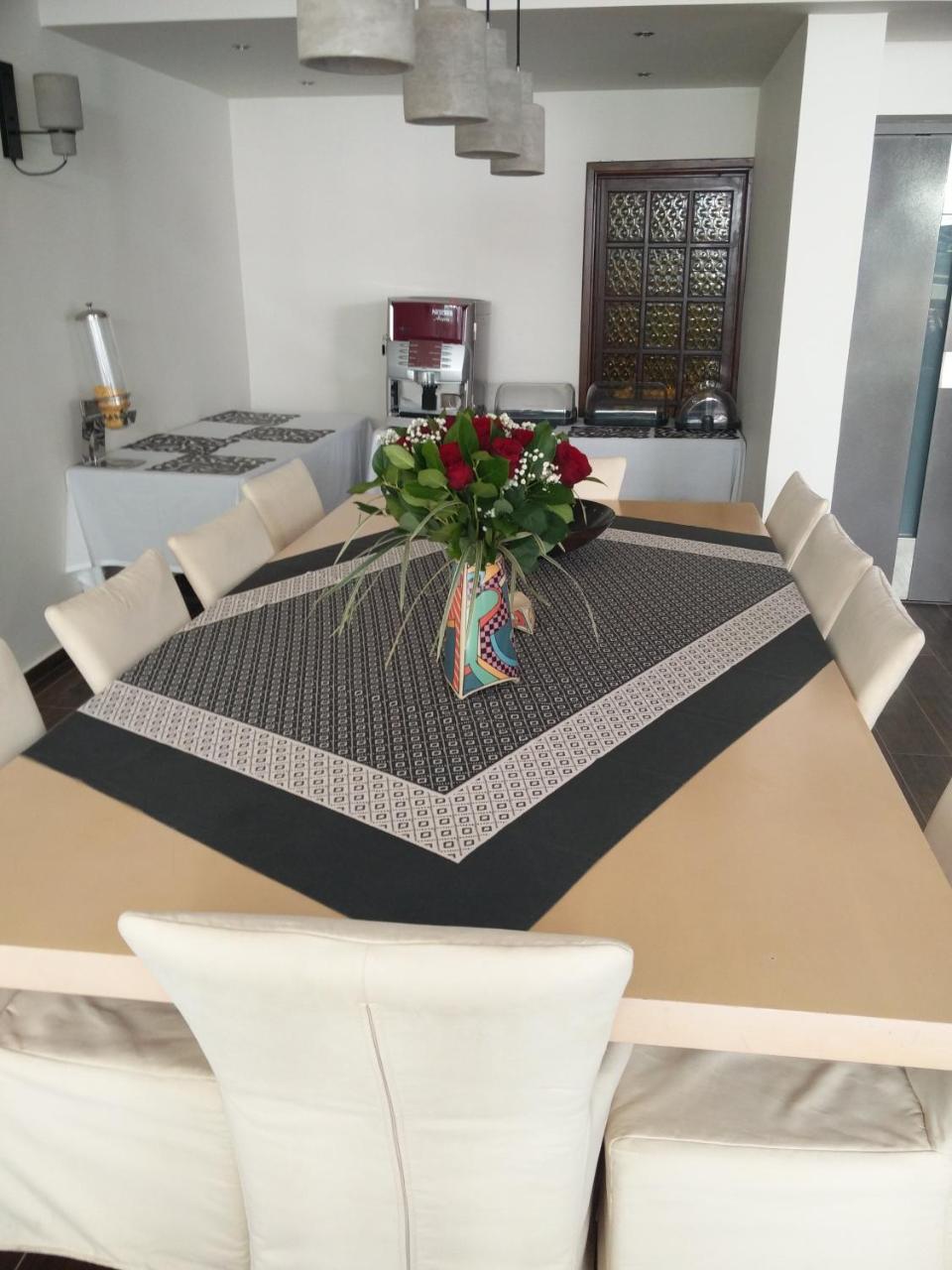 Rhodes City New York Hotel מראה חיצוני תמונה