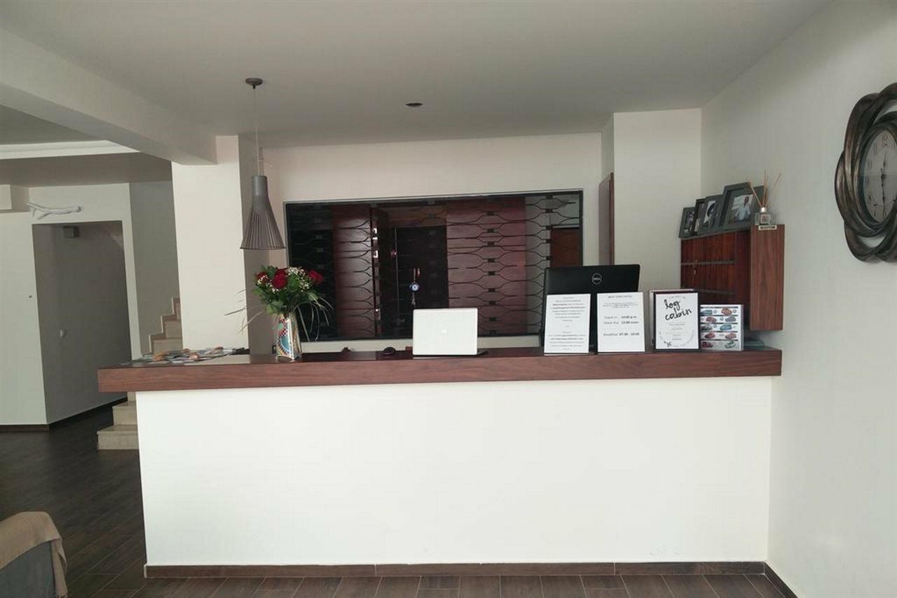 Rhodes City New York Hotel מראה חיצוני תמונה